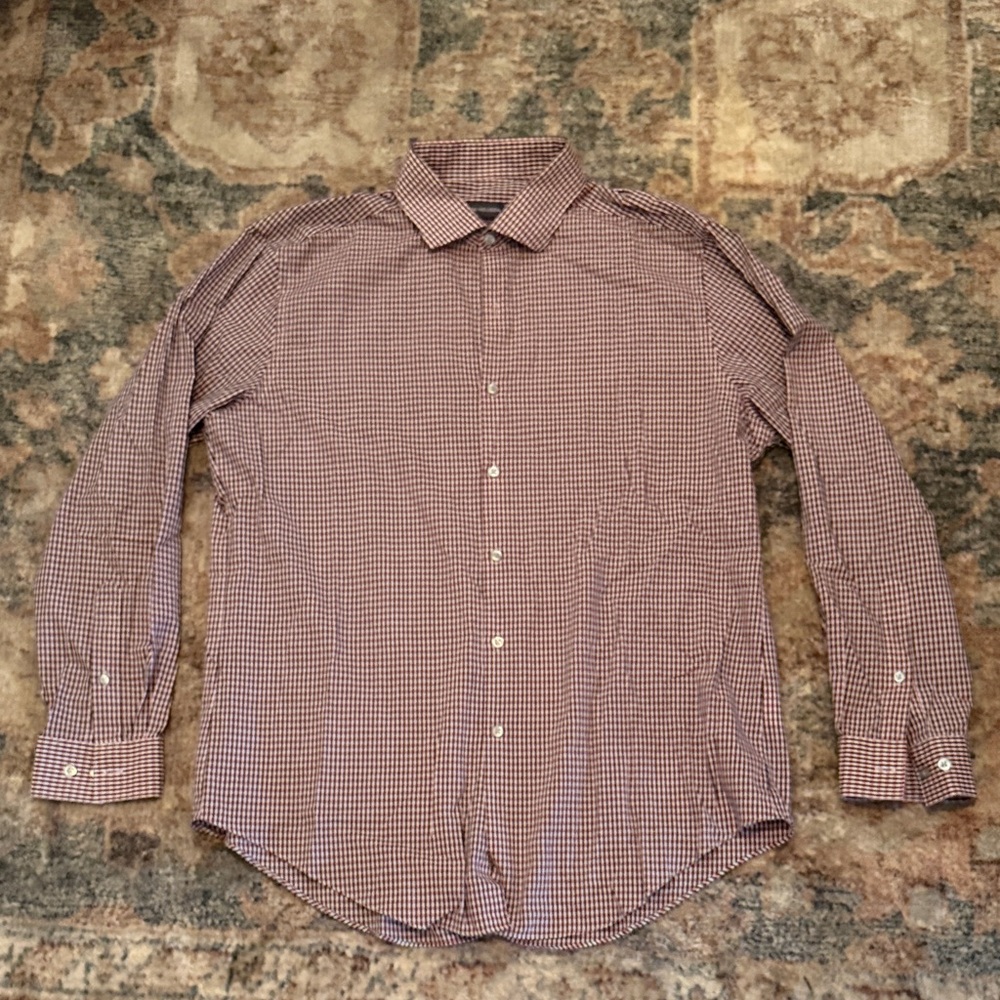 Van Heusen Men's Long-Sleeve Burgundy Check Dress Shirt